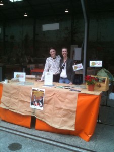 Alexandra and Joanne from Youth Food Movement - + their stall at Everleigh Markets